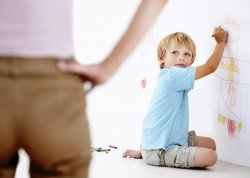 CÁCH LÀM SẠCH TƯỜNG NHÀ KHỎI 4 NHÓM VẾT BẨN CỨNG ĐẦU
